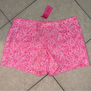 Lilly Pulitzer - Shorts size Small, floral and hearts in pink!